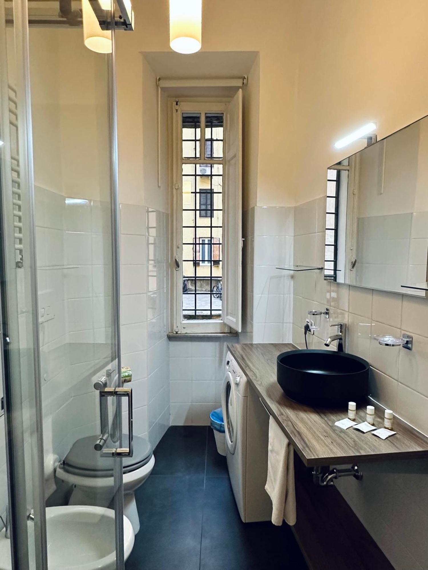 C&Y Apartments - Roma Prati - Luxury Double Studio With Kitchen Bagian luar foto